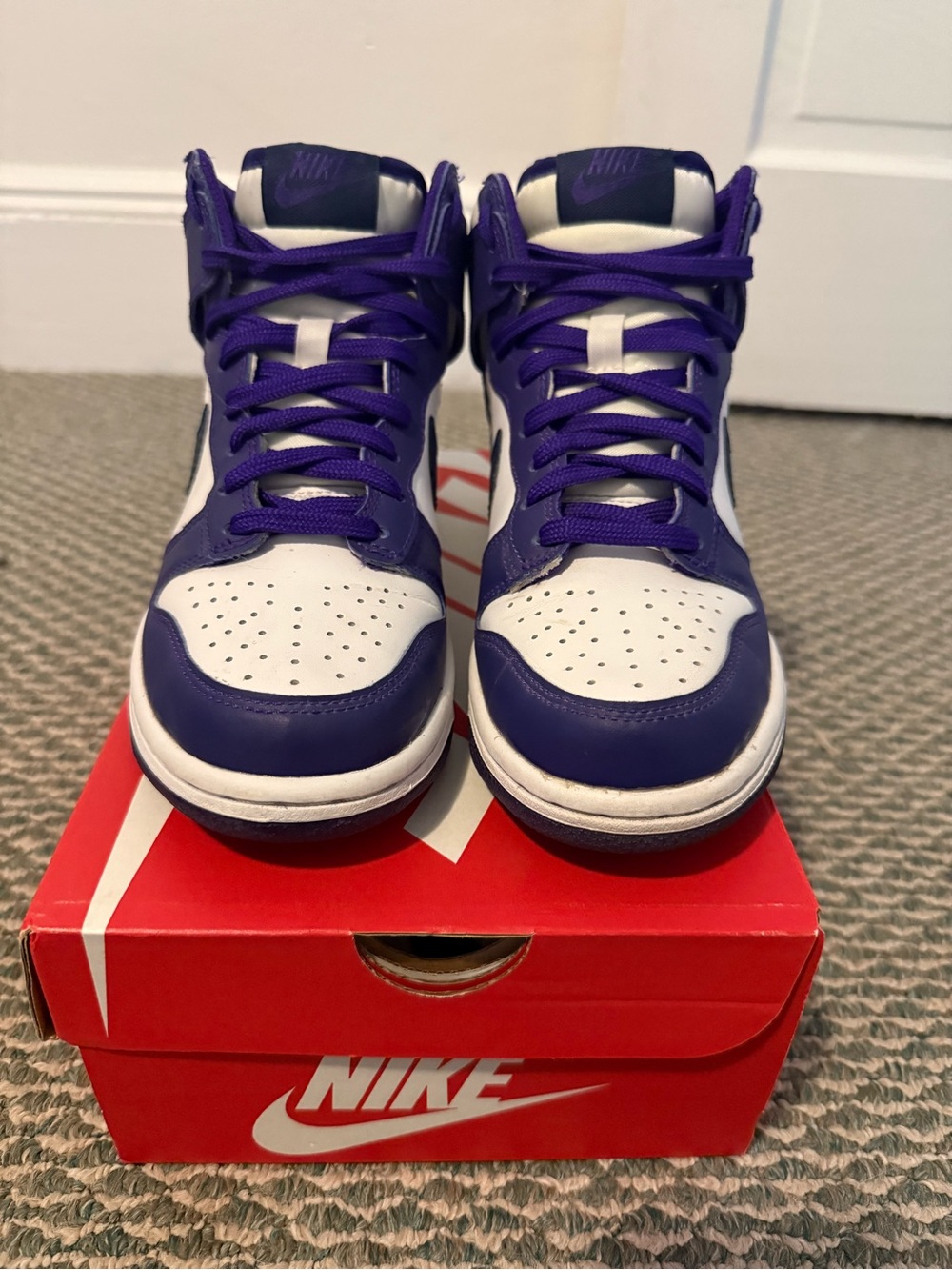 Nike Kids High-Top Sneakers in Purple and White